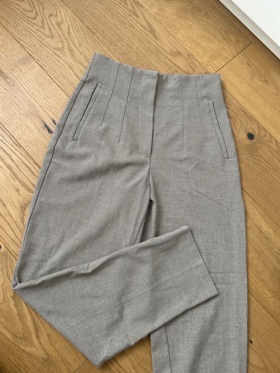 Zara Hosen: Stoffhose ZARA Gr.S – Gebraucht aus Fraubrunnen von alne777