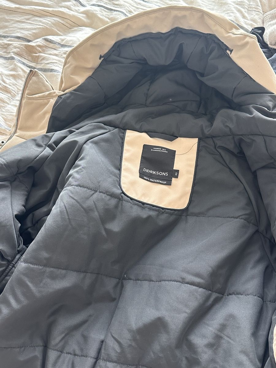 Didriksons Jacken: Didriksons Winterjacke, beige (top Zustand!) – Gebraucht aus Lenzburg von selabella 1