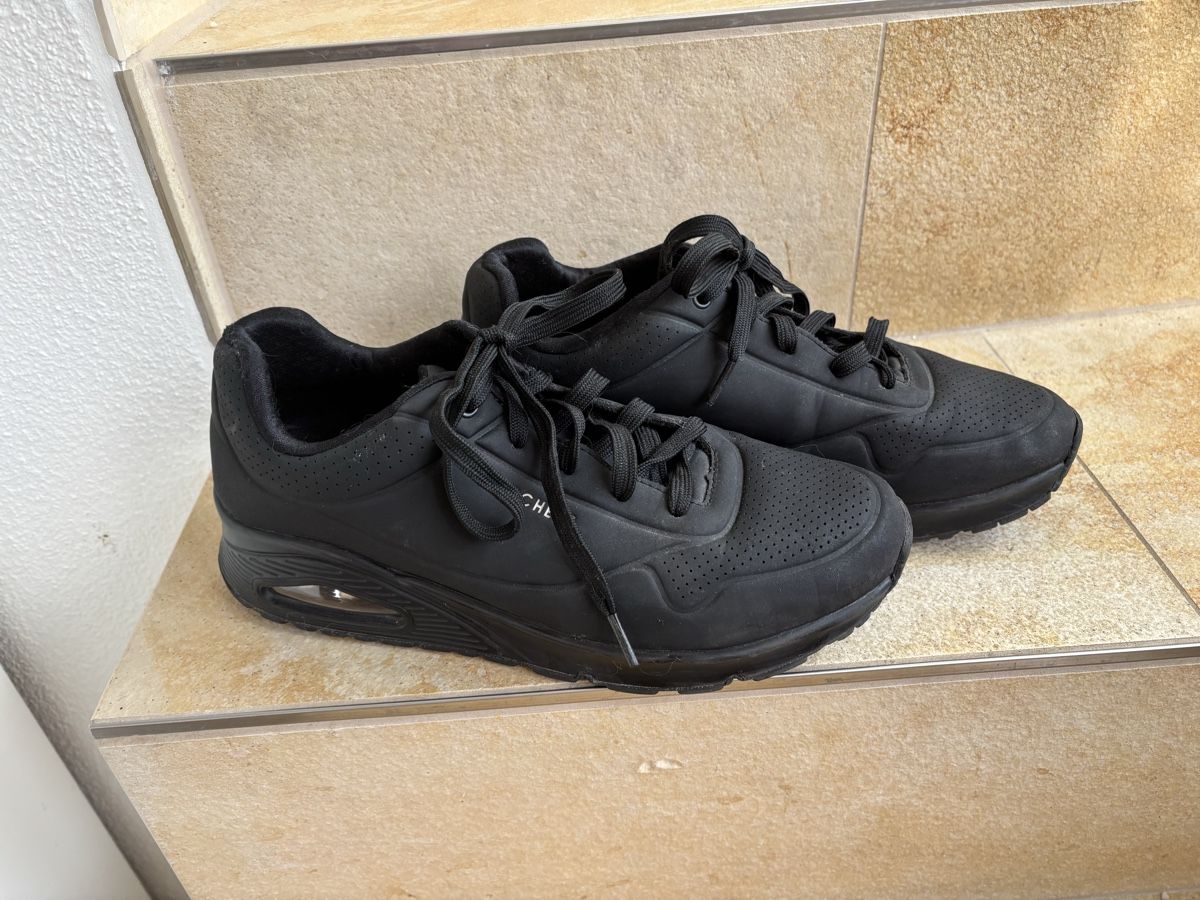 Chaussures hommes: Skechers Gr. 40 – D'occasion à Sörenberg par dfew