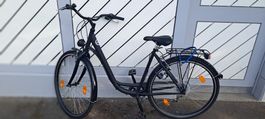 Damenfahrrad schwarz Grösse M guter Zustand