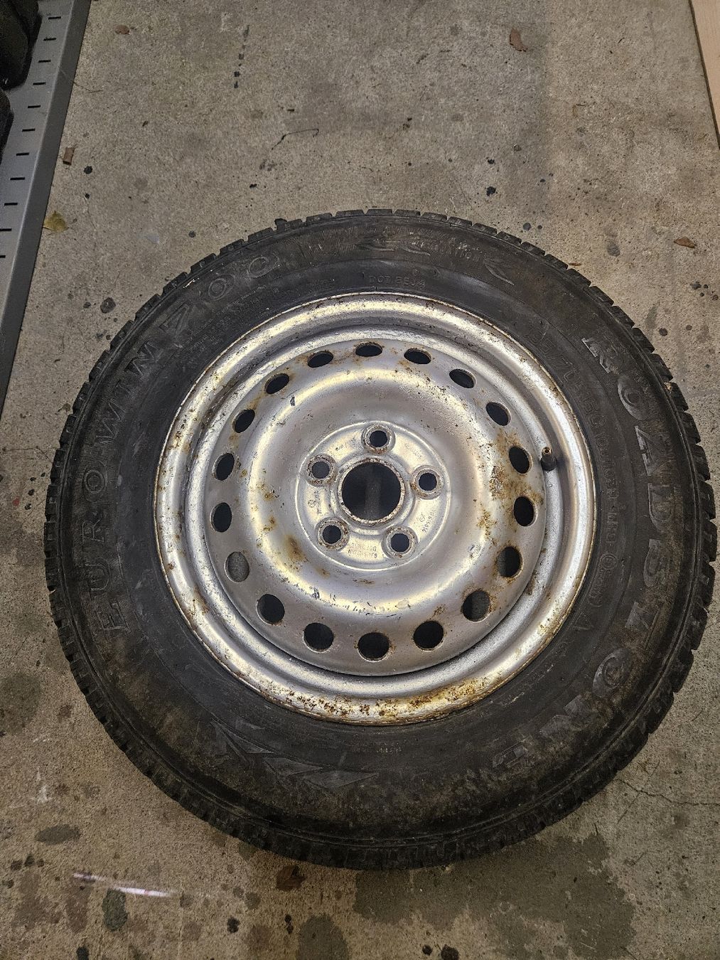 Pneumatici & Ruote complete: VW T4 Ersatzrad – Difettoso da Ebertswil venduto da Bolomotos