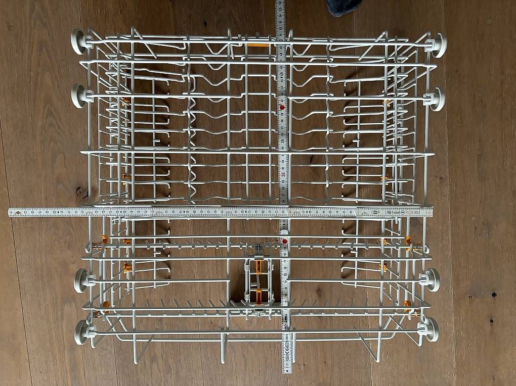 Miele Elettrodomestici da cucina: Miele Ersatzteil Unterkorb – Usato da Ebikon venduto da bookworm79 1