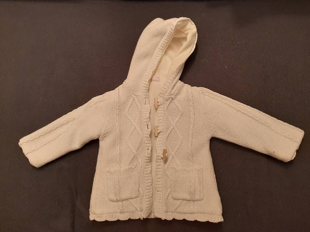 Jacken & Mäntel: Wolljacke weiss 80 – Gebraucht aus Neftenbach von Ctruempi