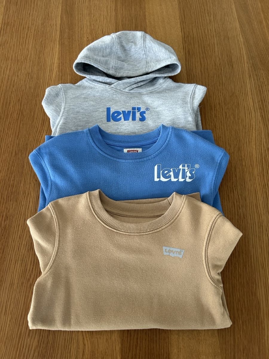 Levi's Ensembles coordonnés: Levi's Pullover Set 3-teilig Gr. 110 – D'occasion à Schwarzenbach SG par bienchen22