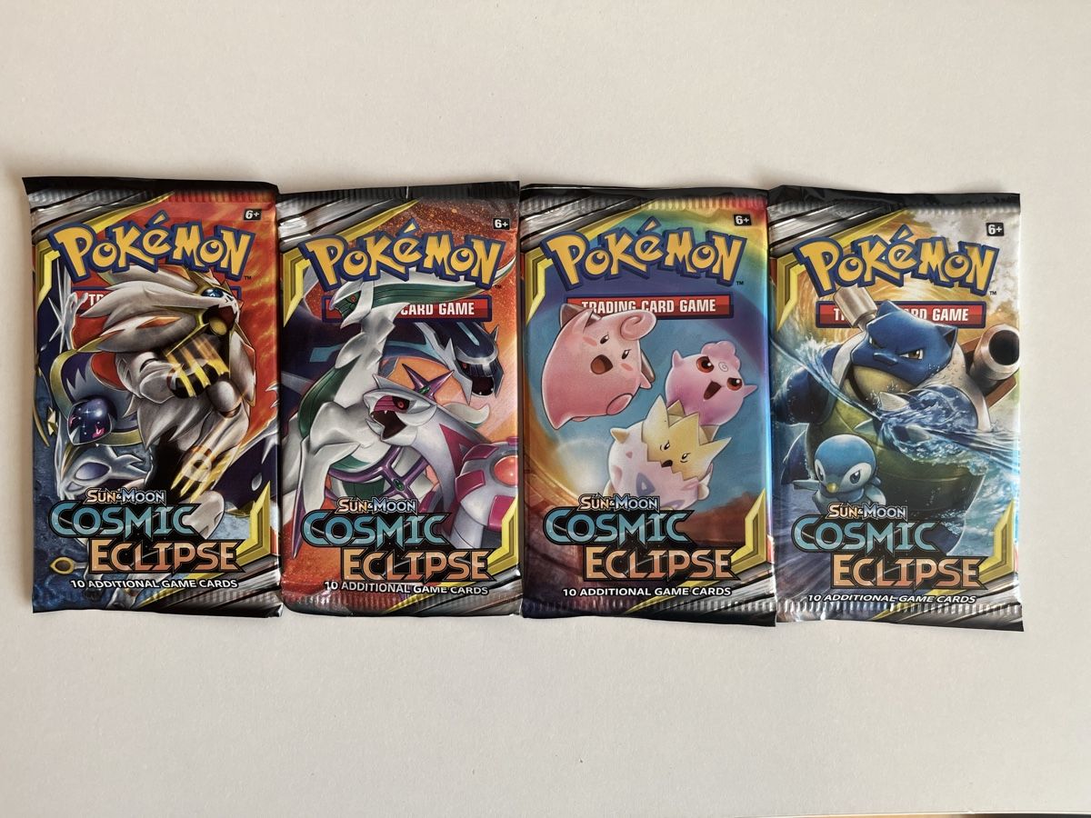Pokémon Carte collezionabili: Pokémon Cosmic Eclipse Booster Artworkset – Usato da Schleitheim venduto da Poke-Hobby 1