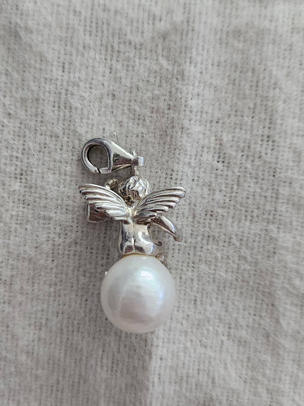 Thomas Sabo Ciondoli: Thomas Sabo Charm Engel mit Herz und Perle – Usato da Bern venduto da Sabulise 1