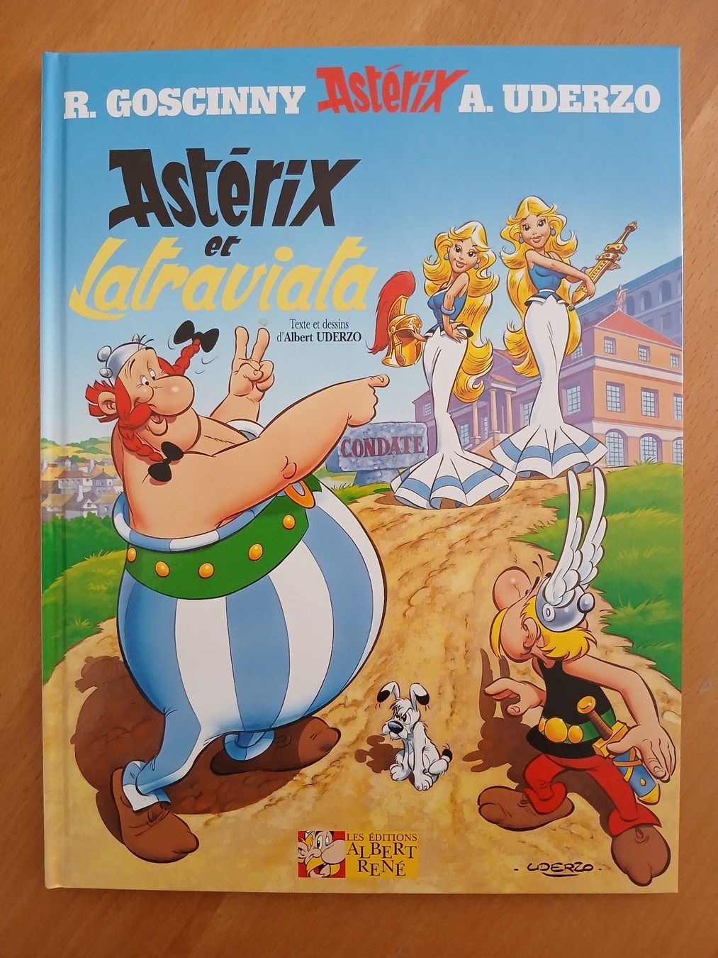 Fumetti: Astérix -  Astérix et Latraviata (EO) – Usato da Genève venduto da voyageur63