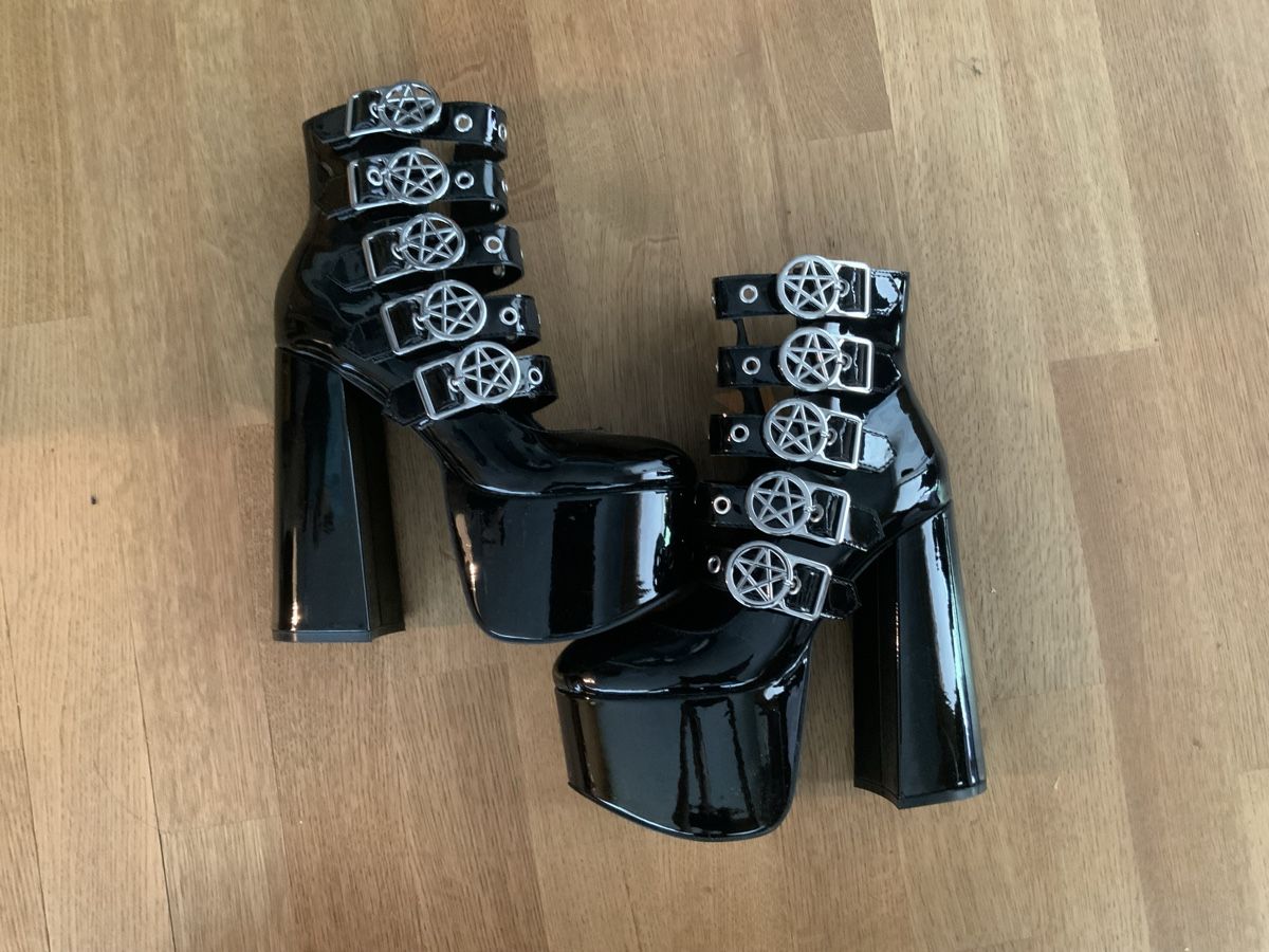 Damenschuhe: Killstar Panic Platform Shoes, Grösse 39 – Neu (gemäss Beschreibung) aus Domat/Ems von scarnuz1