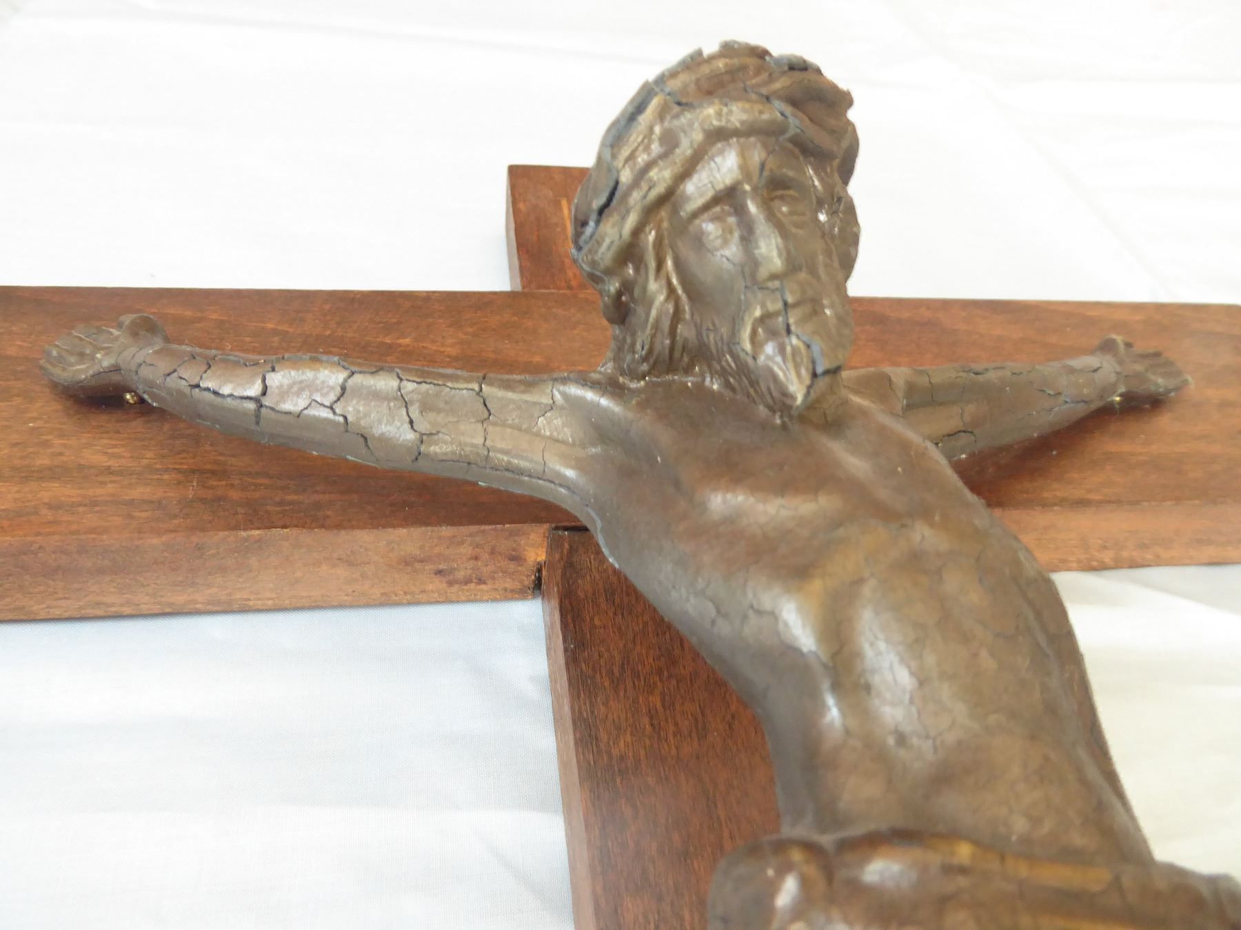 Skulpturen & Statuen: Holz-Kreuz mit Jesus – Gebraucht aus Zürich von Chaeffeler 4