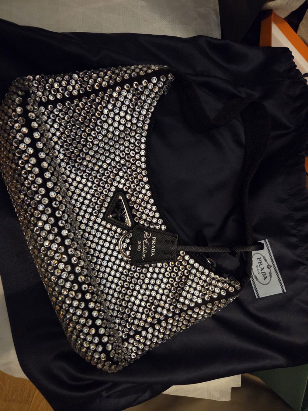 Prada Sacs femmes: Prada Strass Handtasche neuwertig – D'occasion à Sargans par ToeBee01 4