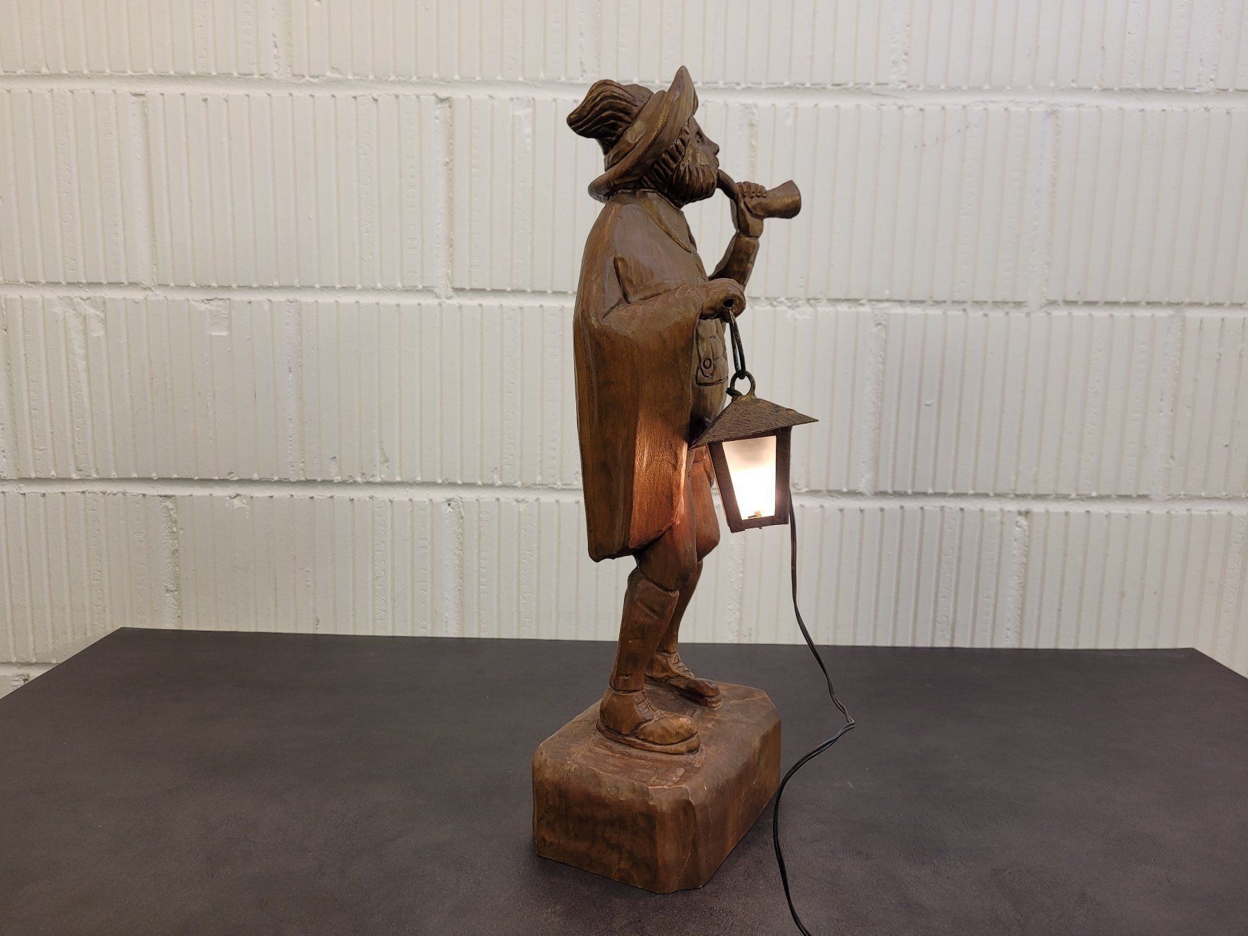 Lampade: Germany Lamp, Nachtwächter Holzfigur geschnitzt mit Lampe – Usato da Nottwil venduto da Wondewa-Shop 3