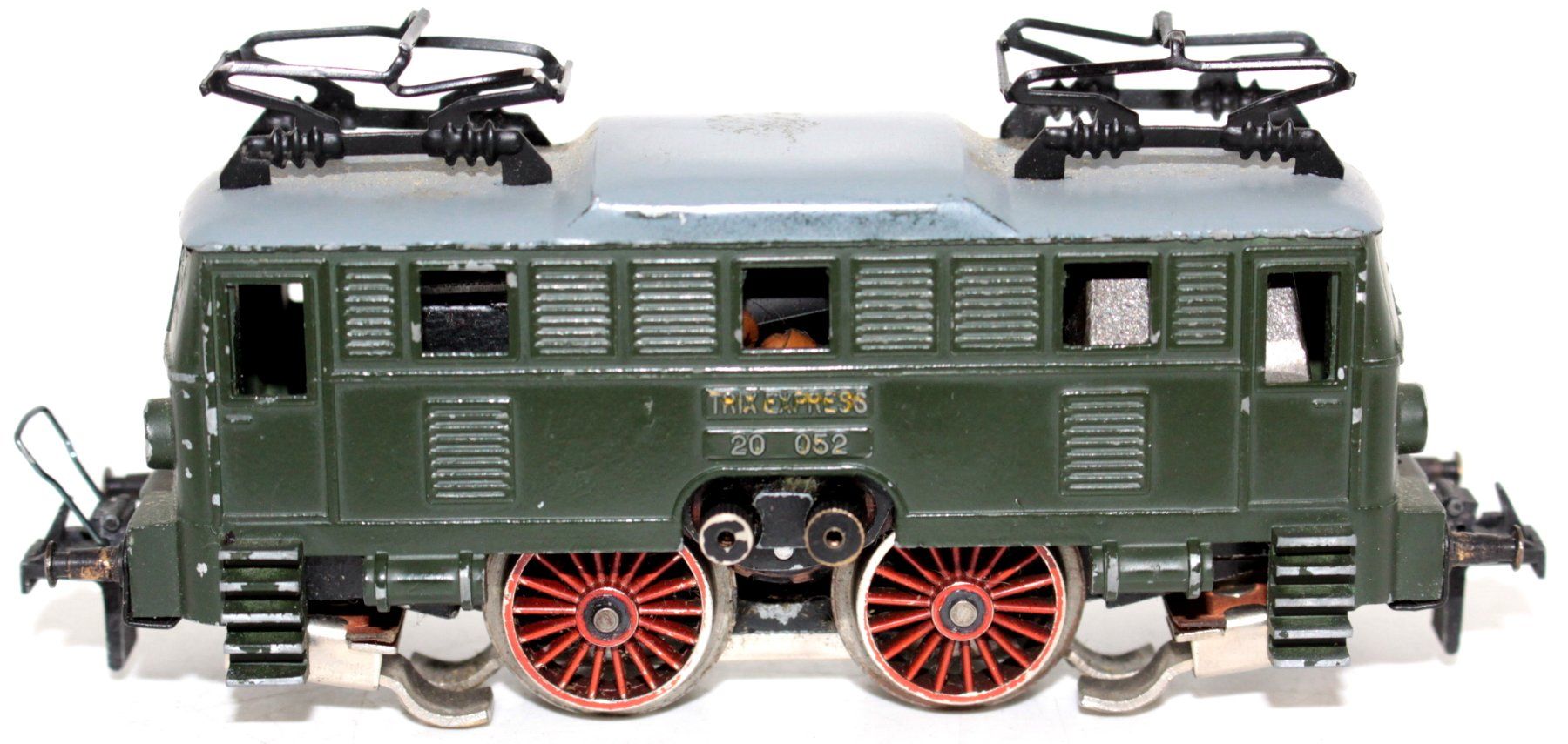 Trix Modelleisenbahnen: H0 / TRIX EXPRESS LOKOMOTIVE 20 052 – Gebraucht aus Allschwil von  1