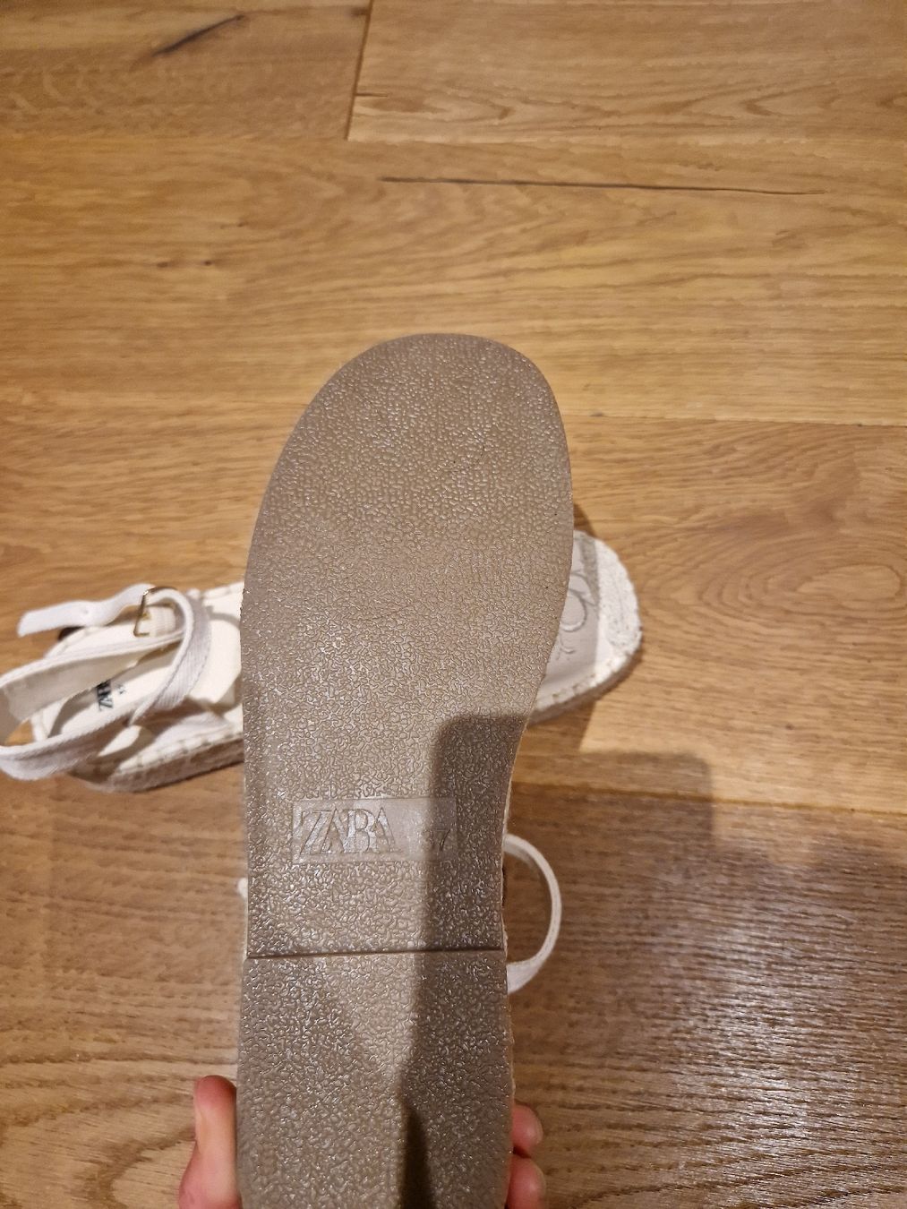 Zara Scarpe da donna: NEU: Espadrilles Sandalen Grösse 37 – Nuovo (secondo la descrizione) da Eschenbach SG venduto da SanFranciscoCalifornia 2