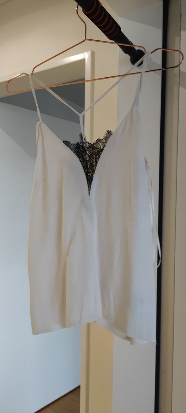 H&M Top: Top XS – Usato da Zug venduto da vik_8fdf 3