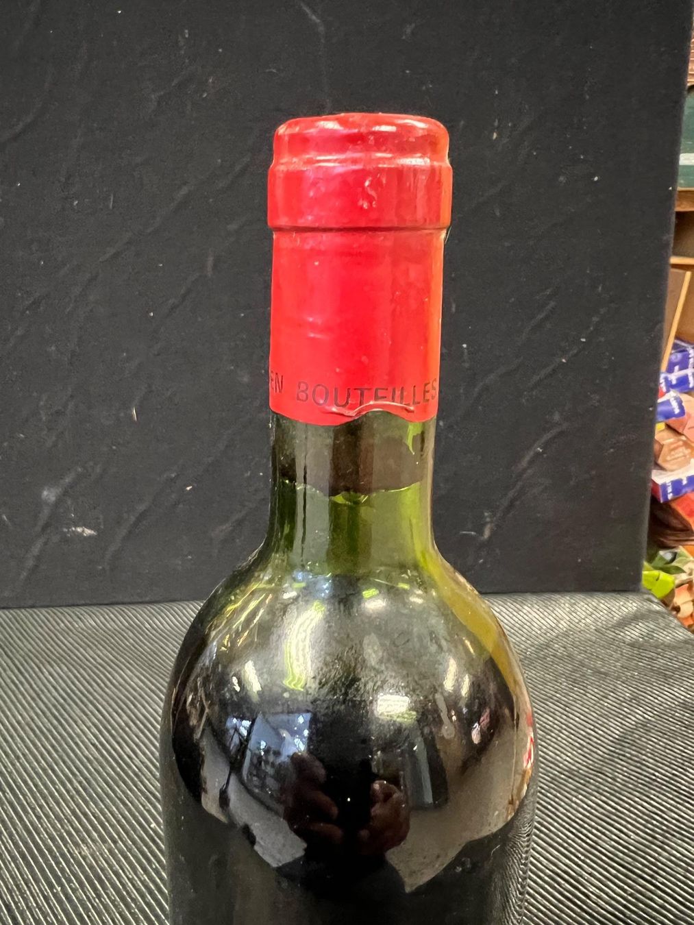 Vino: POMEROL 1982 vin rouge – Nuovo (secondo la descrizione) da Genève venduto da Leboucheoreilles 7