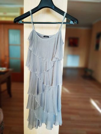 Elegantes Motivi Kleid Damen. Grosse M. Gratis Versand!