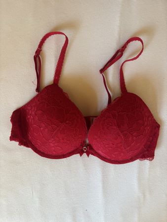 Damen BH rot, Hunkemöller, Grösse 80B, sehr guter Zustand