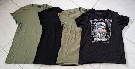 T-Shirt 4 Stück 3x uni, 1x bedruckt Grösse M
