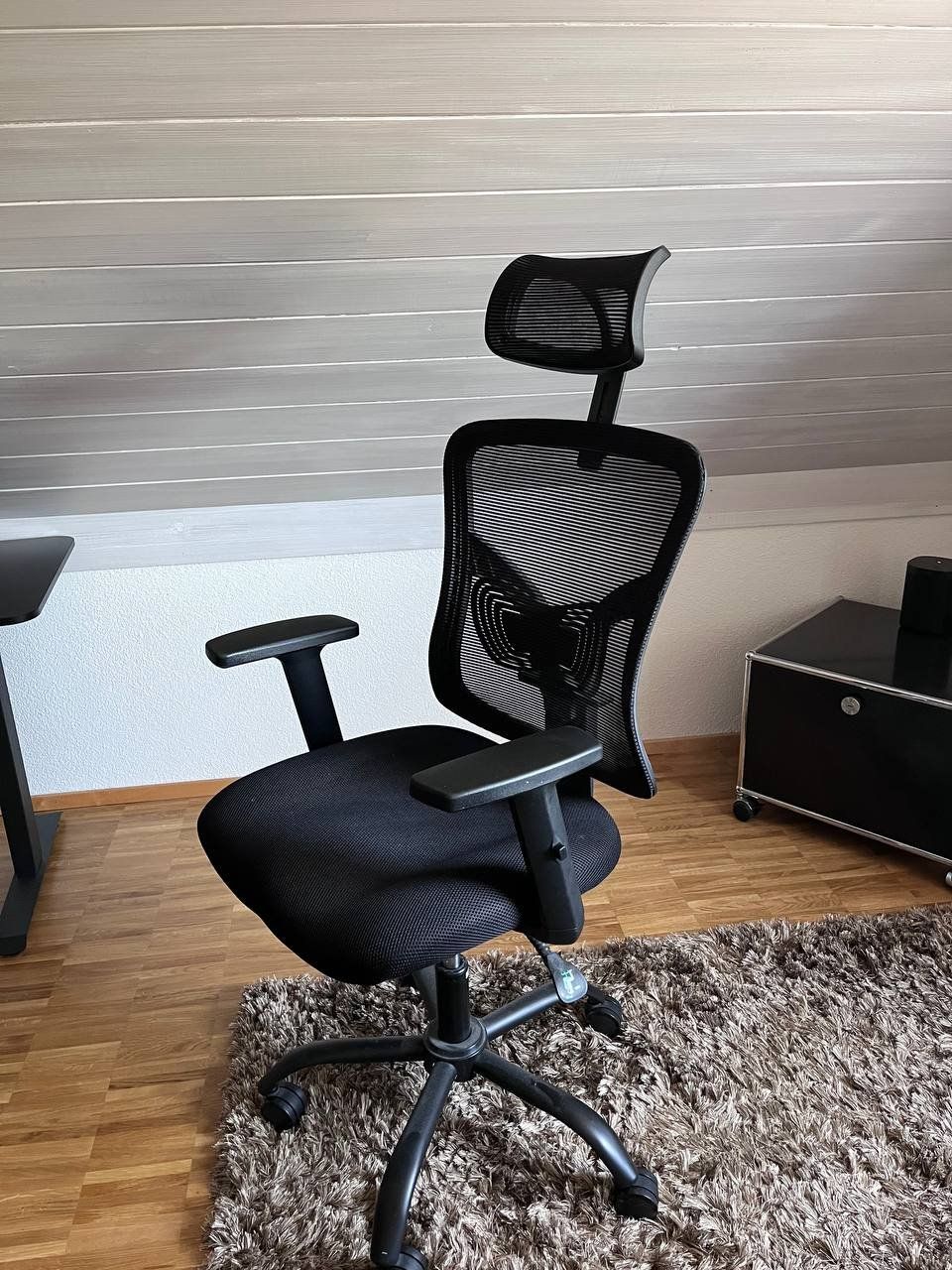 Stühle: Bürostuhl ergonomisch – Gebraucht aus Ossingen von noa_zz7j 1