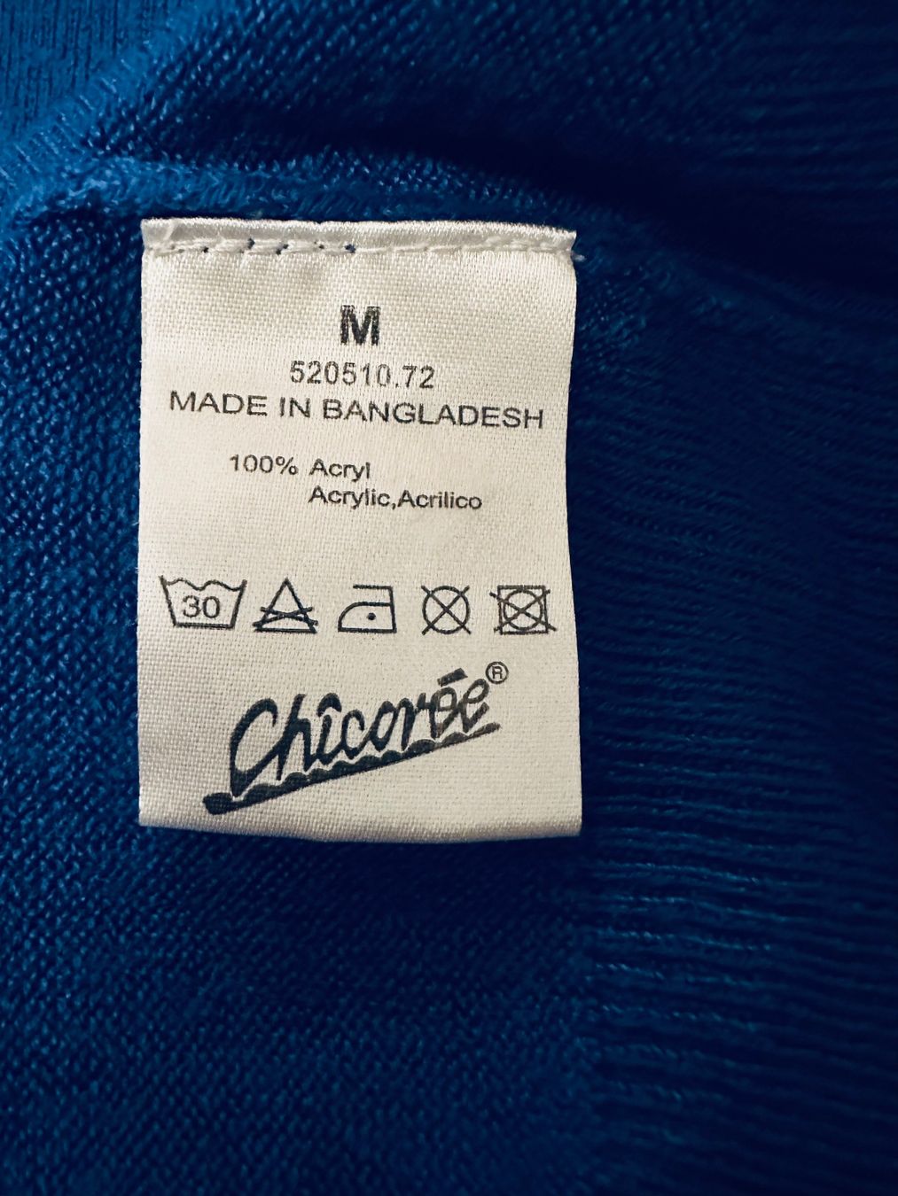Maglioni & Felpe: Acryl Rollkragen Pullover Gr. M Farbe königsblau – Usato da Emmenbrücke venduto da little.treasures 4