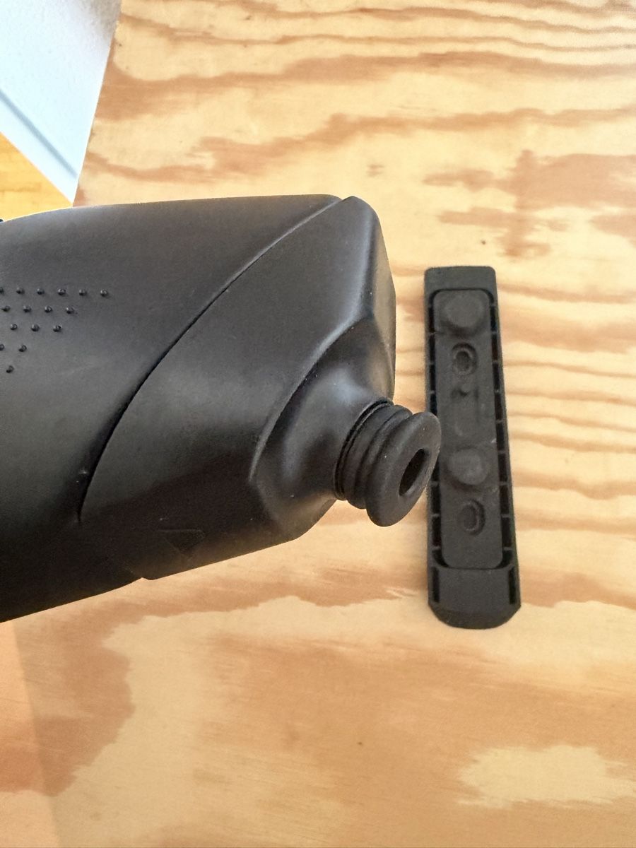 Canyon Pezzi di ricambio: Canyon FUEL Aero Bottle Black – Nuovo (secondo la descrizione) da Zürich venduto da JAGD-bikes 2