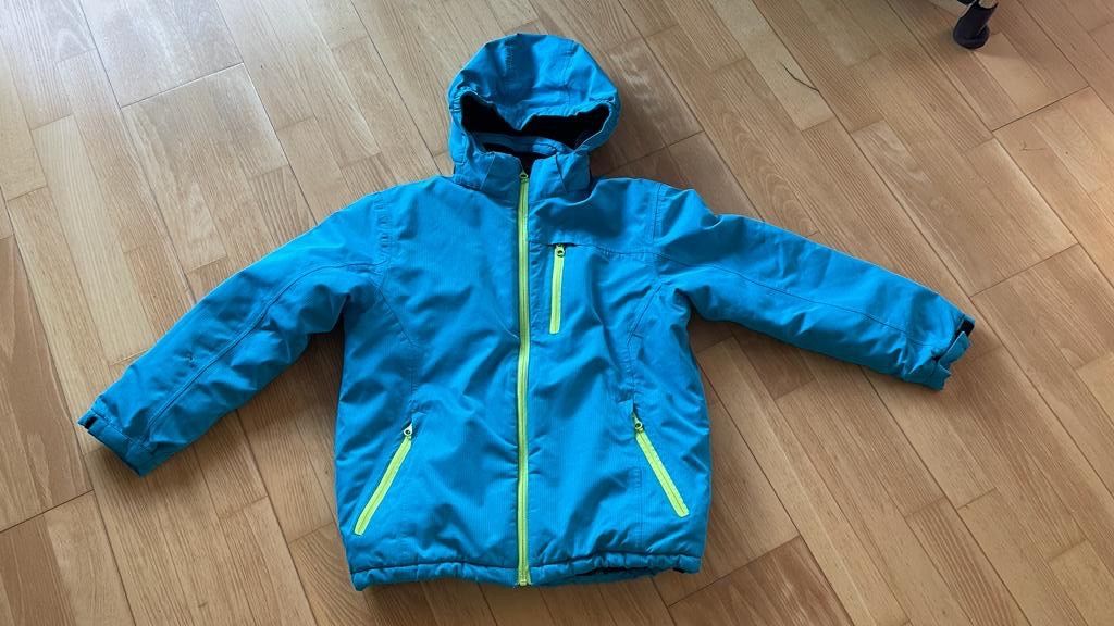 Jacken & Mäntel: Skijacke Gr. 140 – Gebraucht aus Stäfa von Protea3