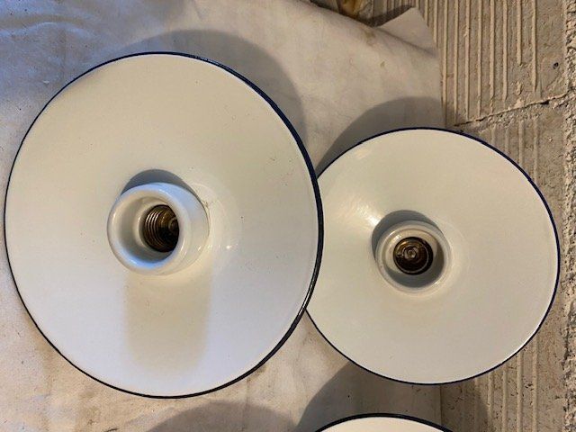 Lampade: 4 X ALTE  STALLLAMPEN – Usato da Chur venduto da silbermon 5