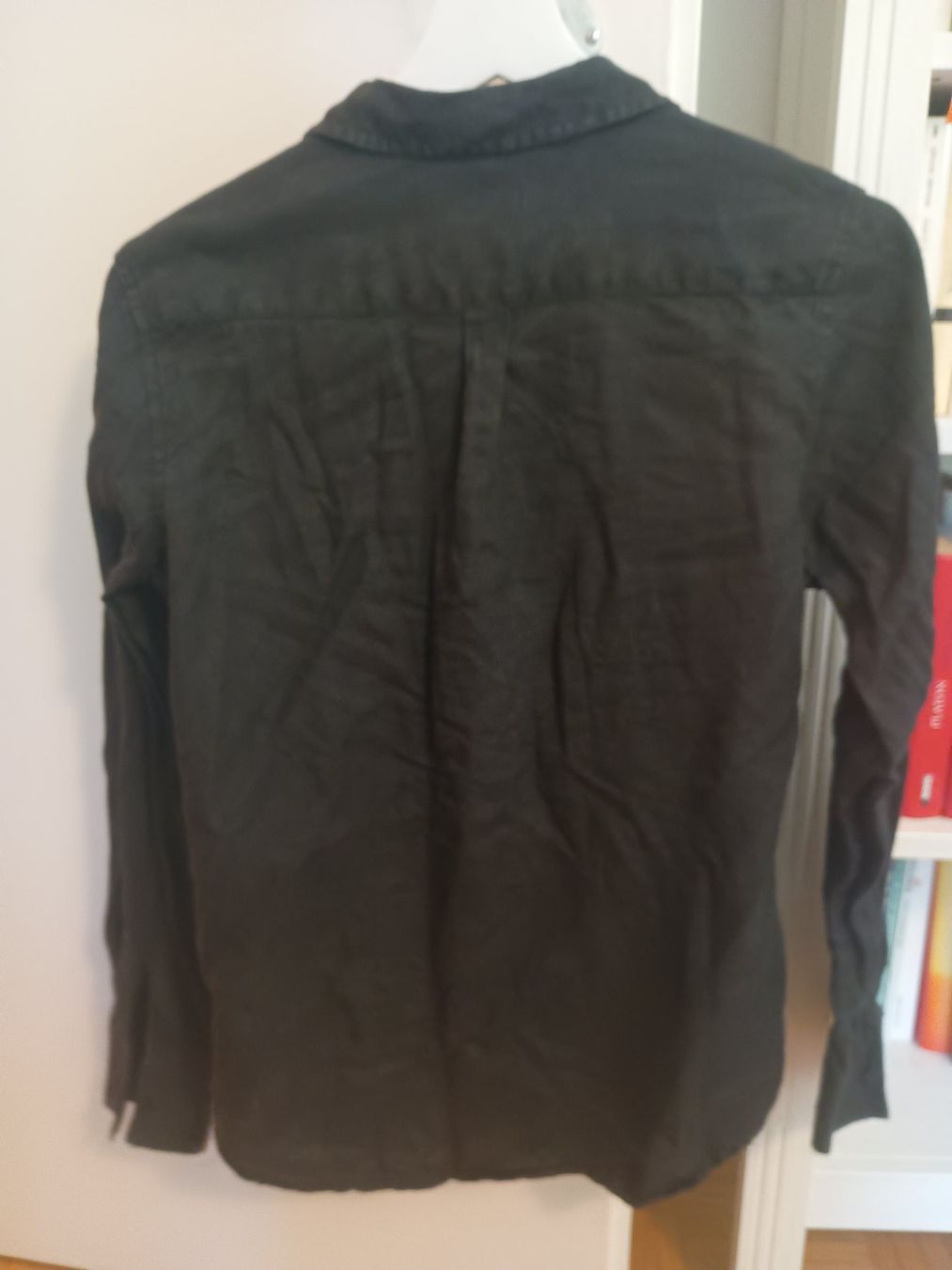 Camicette: Schwarze Leinenbluse von KnowledgeCotton Apparel – Usato da Zürich venduto da Melianea 4