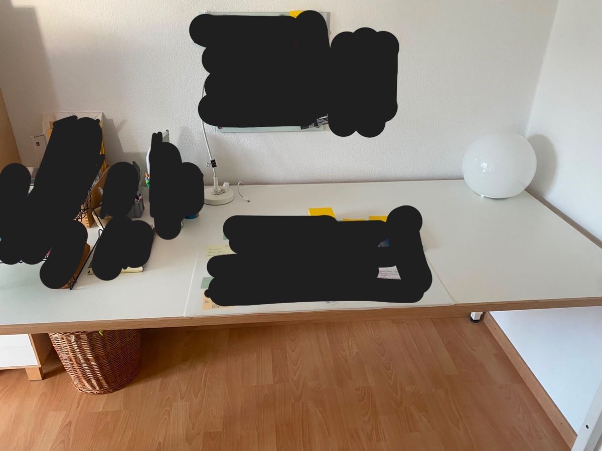 Bureaux: Schreibtisch / Pult – D'occasion à Brügg BE par ann_q2fd 1