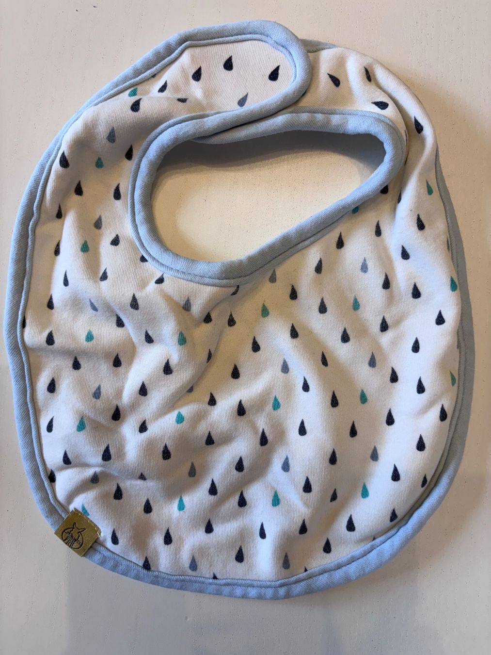 Baby-Mahlzeiten: Set de 5 bavoirs semi-imperméables – Gebraucht aus Chapelle (Glâne) von cle_pjg7 2