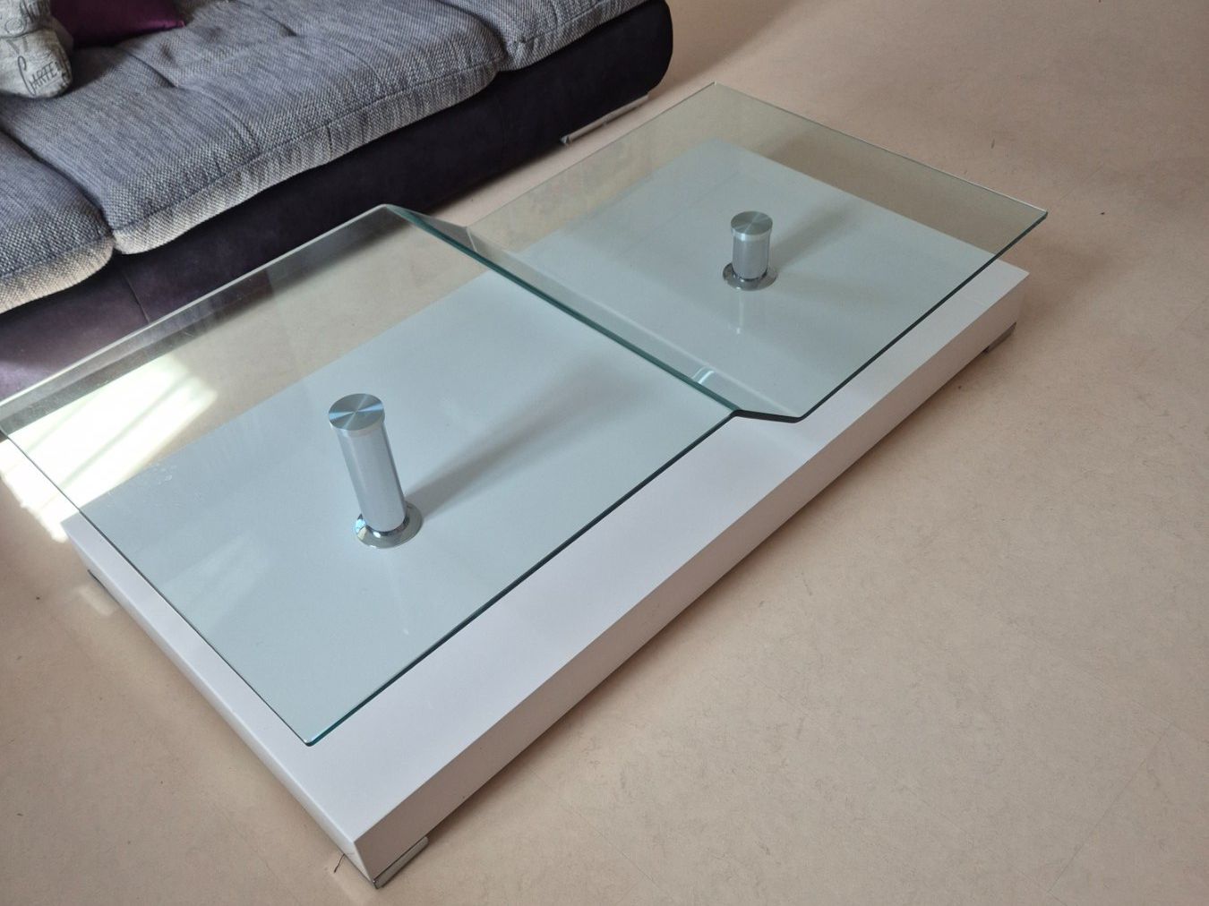 Tavoli: Wohnzimmer/ Couchtisch glas – Usato da Pratval venduto da jonwayne 1