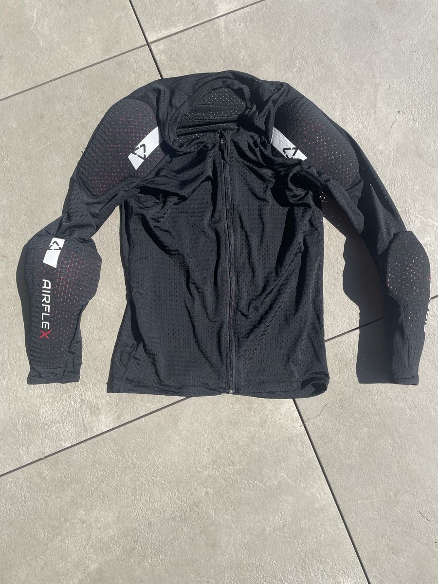 Leatt Protections: Leatt Airflex Body Protektor Grösse M – D'occasion à Eschenz par MjriamP 1