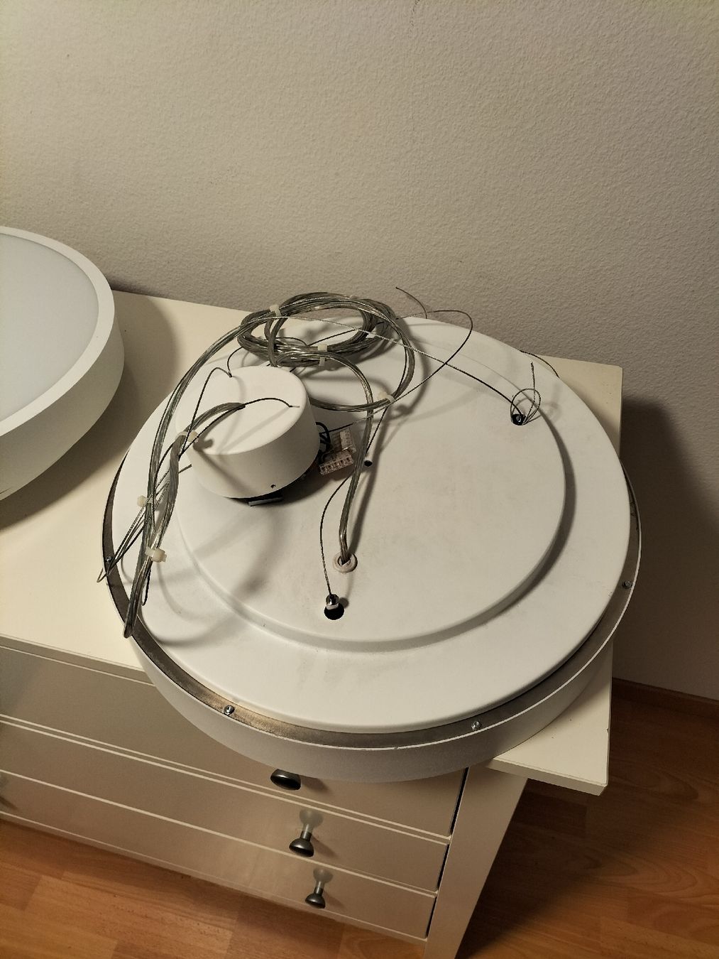 Lampadari & plafoniere: Deckenleuchte rund weiss Durchmesser ca. 40cm  – Usato da Emmenbrücke venduto da corinne041 2