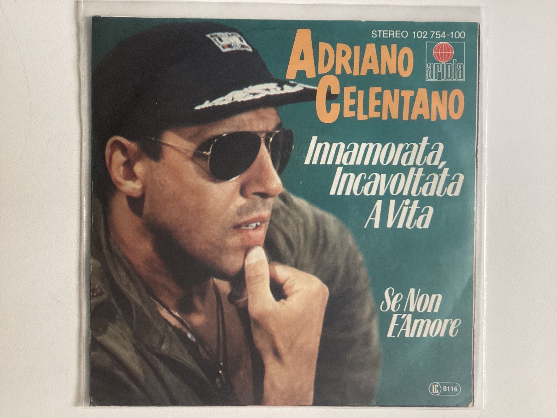 Schallplatten: Adriano Celentano Single - Innamorata Incavoltata – Gebraucht aus Gutenswil von Hamzian
