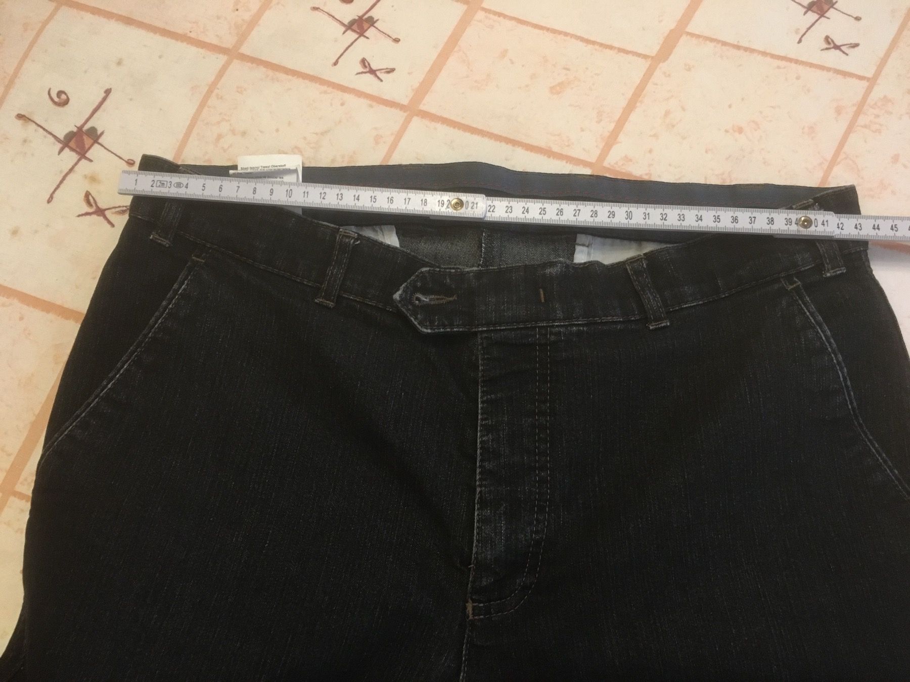 Pantaloni: Hose – Usato da Schaffhausen venduto da ann_g6tx