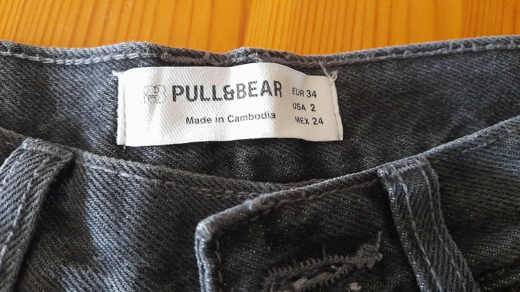 Pull&Bear Pantaloni: Shorts gr. 34,  Pull&Bear – Usato da Nesslau venduto da Churfirsten08 3