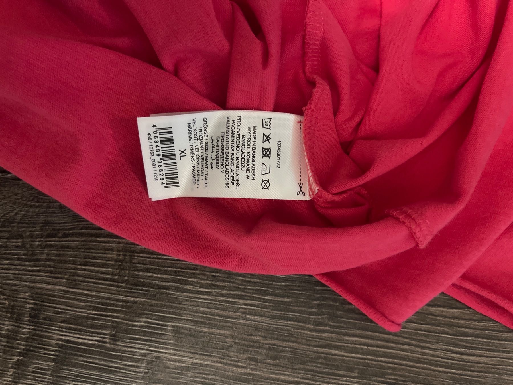 T-shirt: T Shirt XL von Review – Usato da Weiach venduto da LemonJuice1995 3