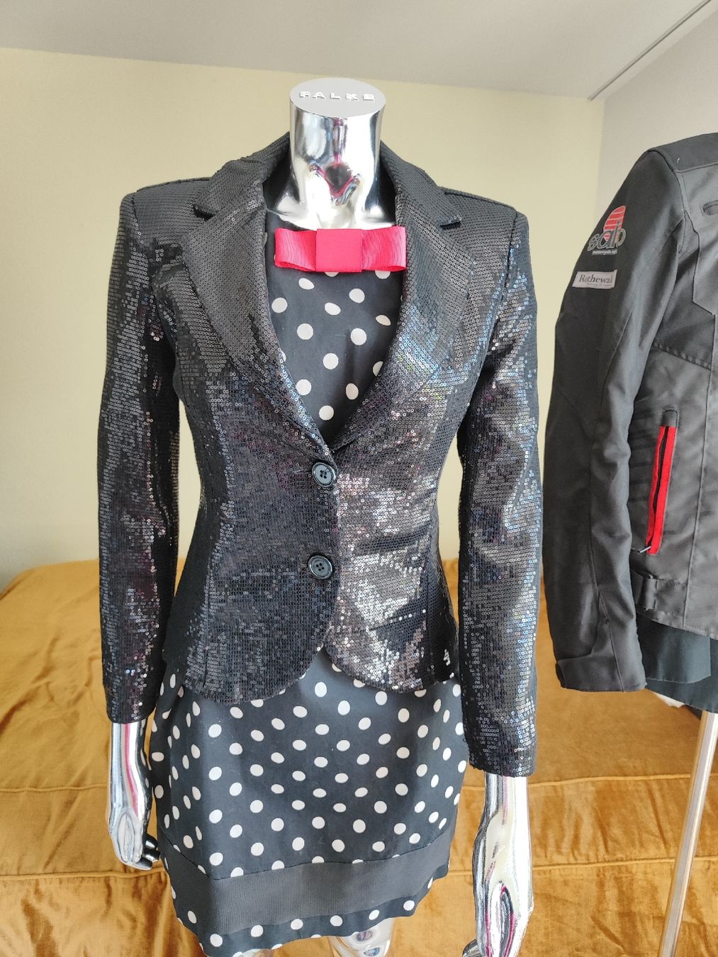 Vestiti: damenkleid gr 42 / 44 – Nuovo (secondo la descrizione) da Langnau am Albis venduto da Judithsebi 6