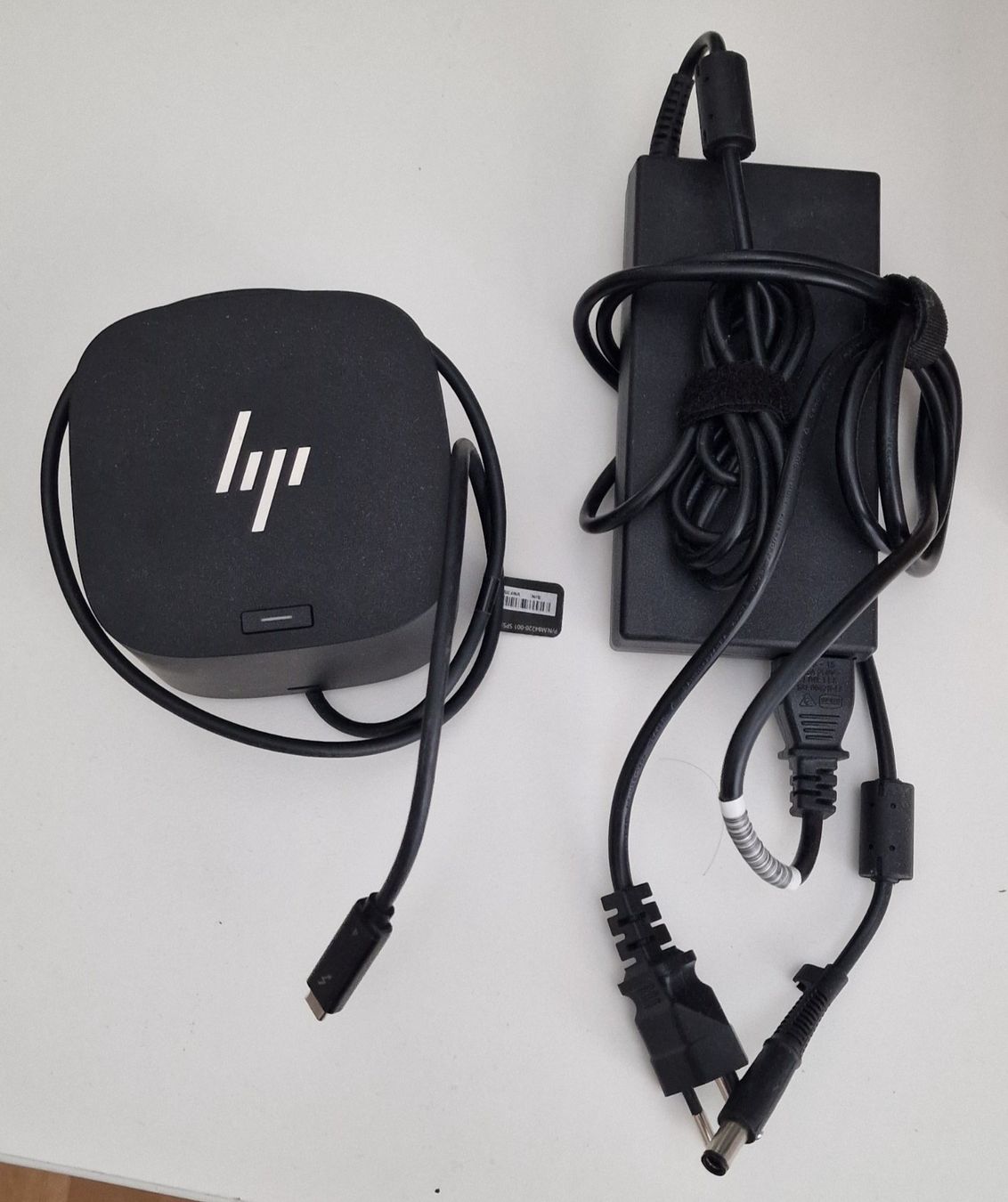 Hewlett Packard Docking station: HP Thunderbolt Dock G4, 120w – Usato da Schenkon venduto da Skalden-Wolf