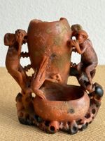 Chinesischer roter Speckstein geschnitzte Vase / Skulptur