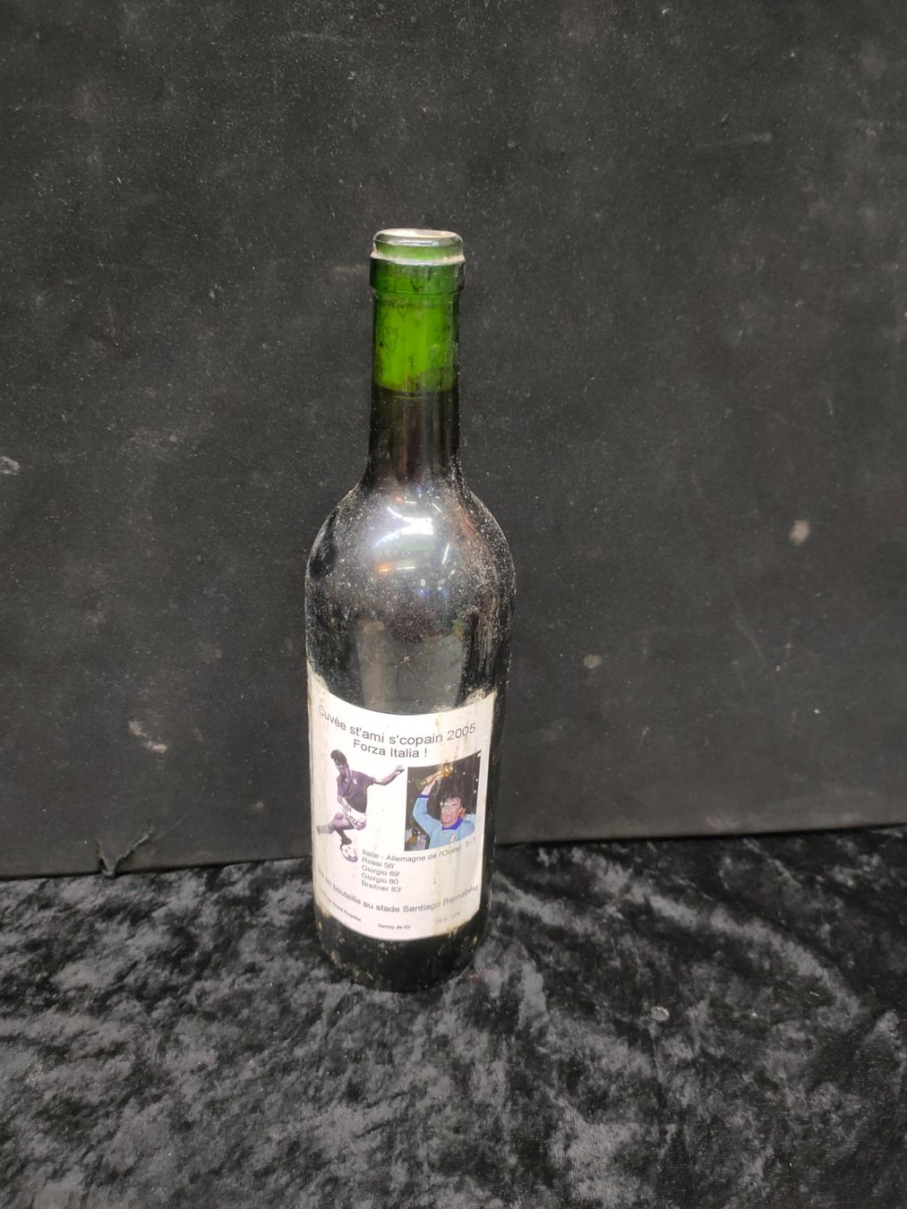 Vino: CUVÉE ST'AMI S'COPIAIN 2005 – Nuovo (secondo la descrizione) da Genève venduto da Leboucheoreilles