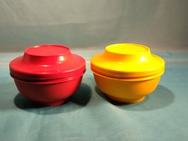 2 Tupperware Behälter, orange und gelb