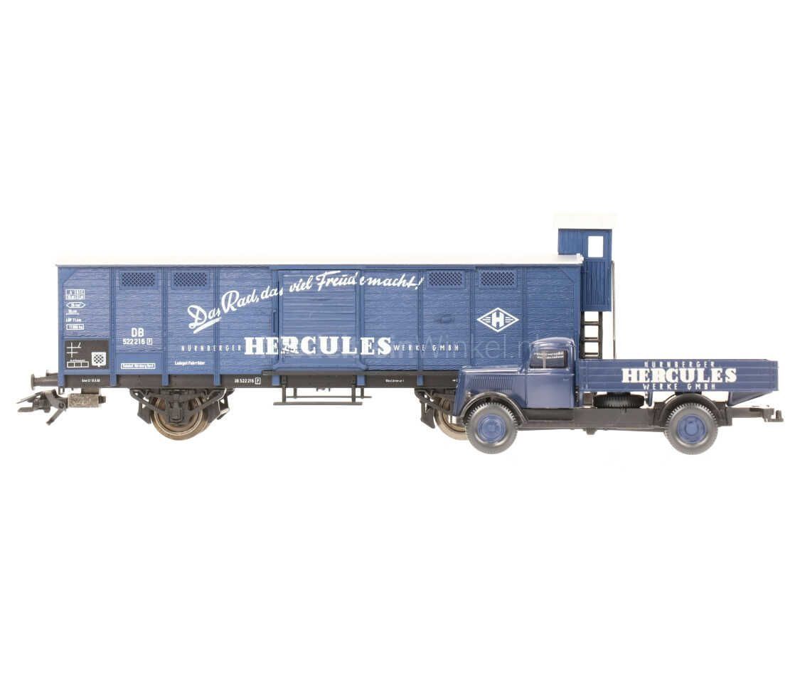 Trix Modellini di ferrovie: Trix 24073 DB Güterwagen Hercules, Opel Blitz, Museum 2005 – Nuovo e nell'imballaggio originale da Derendingen venduto da Benfis