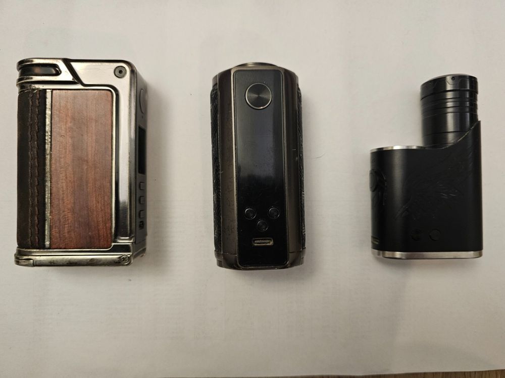 ricardos e zigarette Vaptio Cosmo Kit 1500 mAh, Tankvolumen 2 ml, Riccardo e-Zigarette, rot:  Amazon.de: Elektronik & Foto main image 1
