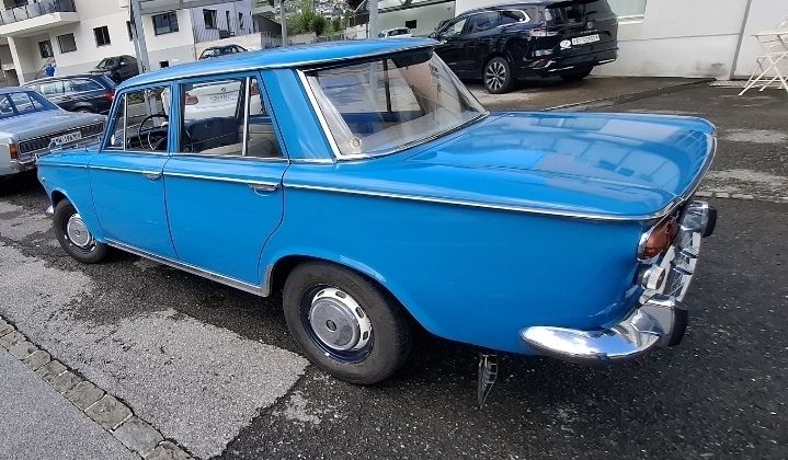 Fiat Autos: Oldtimer-Bar  – D'occasion à Buochs par TodoAlles 7