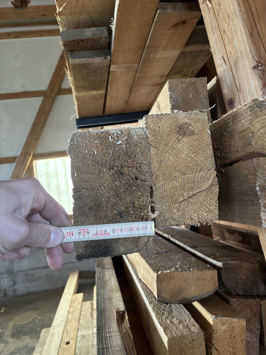 Articoli in legno: Komplettes Holzlager – Usato da Menznau venduto da dar_w9yg 6