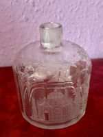 Flacon à parfum ancien en verre soufflé gravé