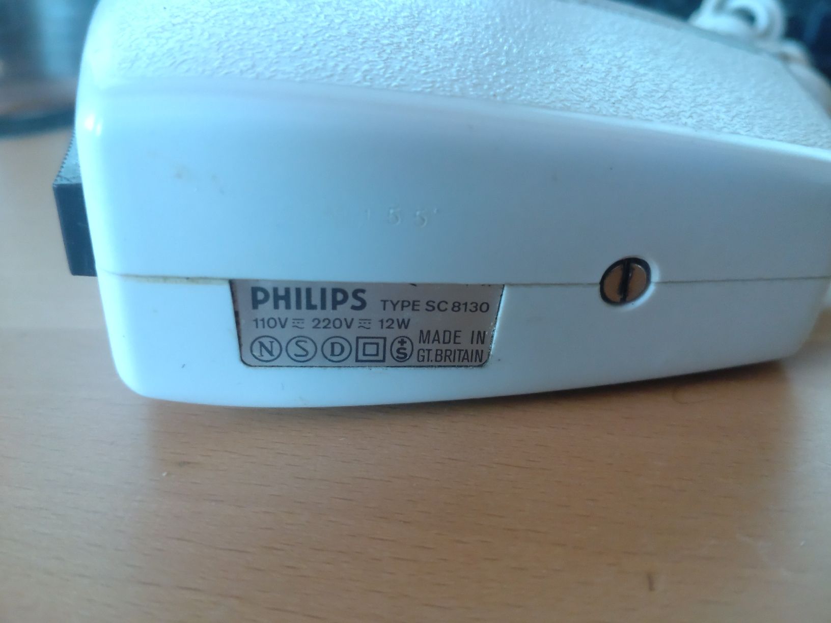 Philips Rasoi & Lamette da barba: Rasoir électrique Philips Philishave Type SC 8130 – Usato da Vétroz venduto da Guadonjin 2