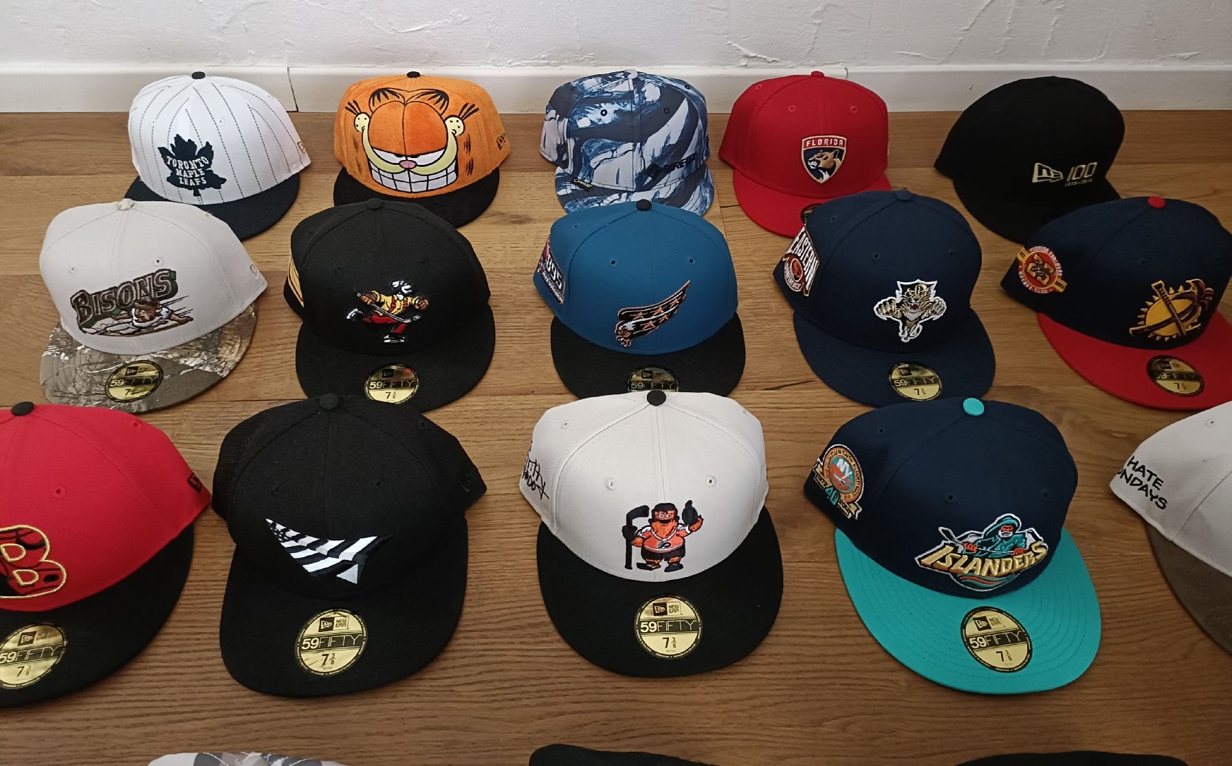 Sonstige Kleidung & Accessoires: New Era Caps – Neu und originalverpackt aus Bachs von NBAJames 1