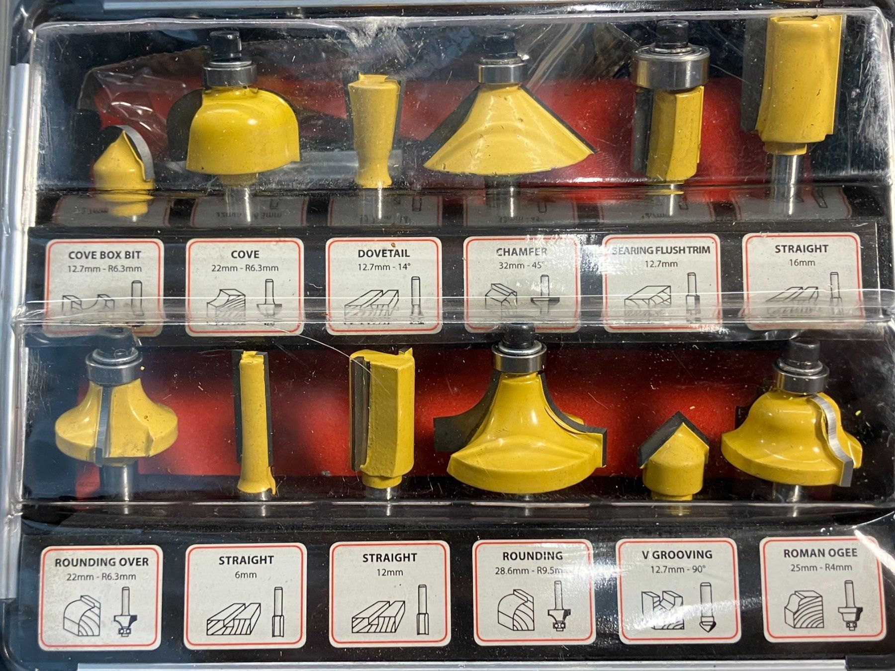 Ferrex Tutti gli attrezzi: neues FERREX Oberfräsensatz Set ab 1.- – Nuovo (secondo la descrizione) da Lichtensteig venduto da Buy24International 1